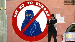 726567-burqa